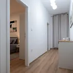 Adeo, Uvala Jazine,