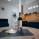 Apartman Adeo, Uvala Jazine,