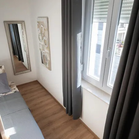 Apartment Adeo, Uvala Jazine,