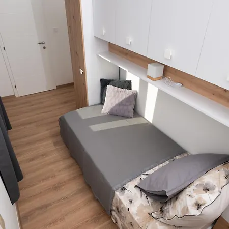 Adeo, Uvala Jazine, Apartment *